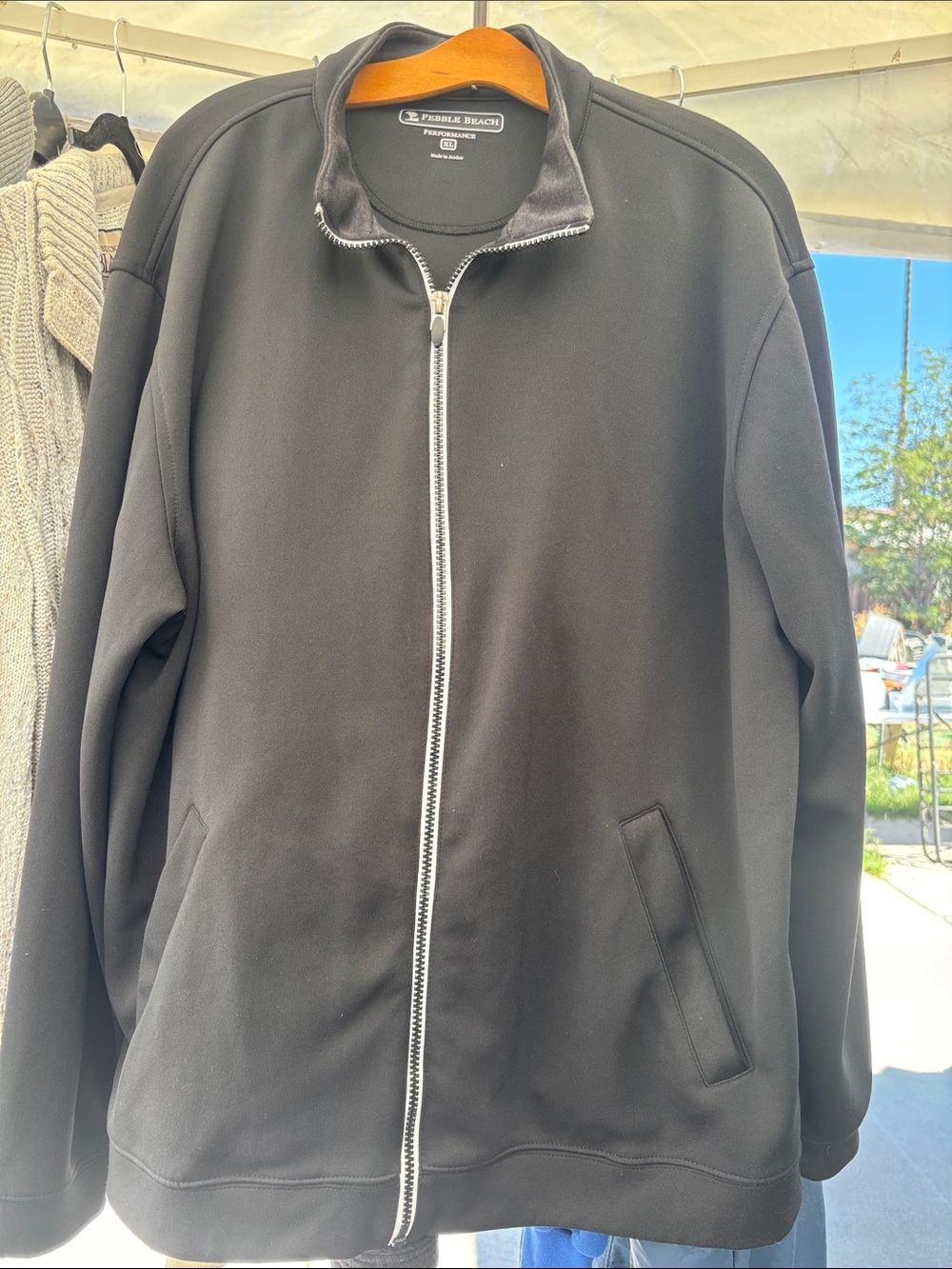 Pebble Beach Men's Black Full-Zip Knit Jacket with Silver Zipper